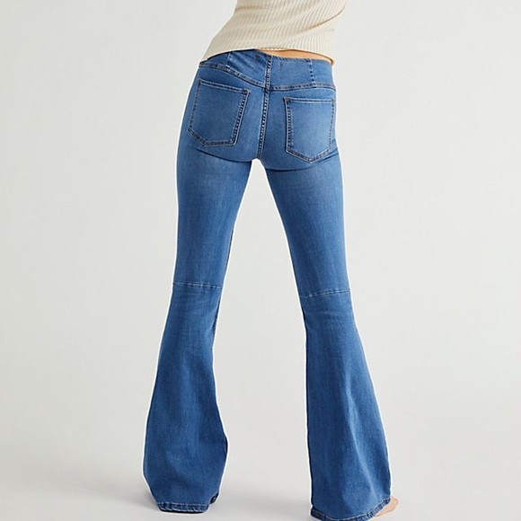 Free People Penny Pull-On Flare Jeans! - Picture 2 of 5